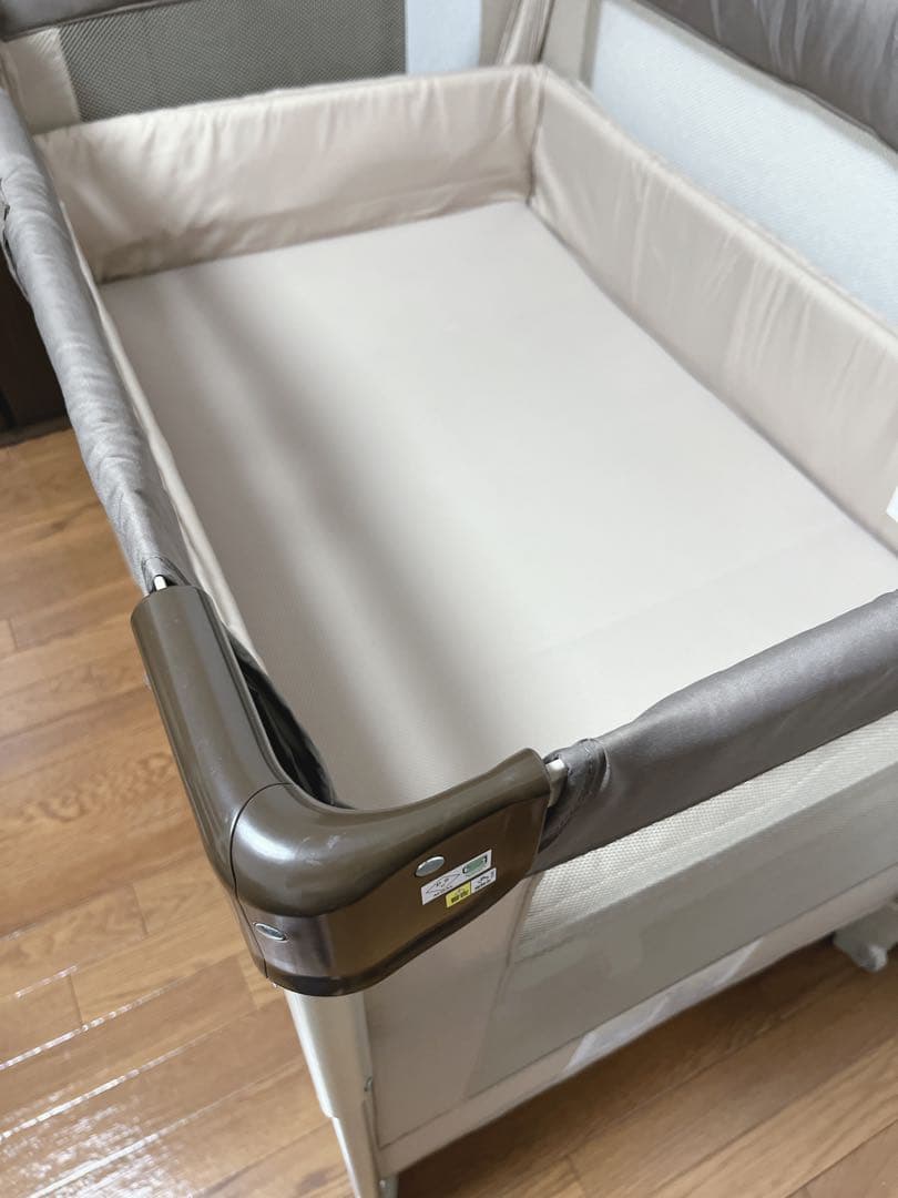 【極美品】アップリカ ココネルエアー ベビーベッド サークル 寝具 未使用級