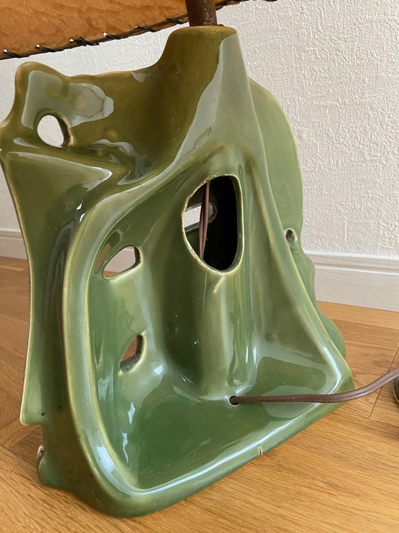 ミッドセンチュリー　シェードランプ