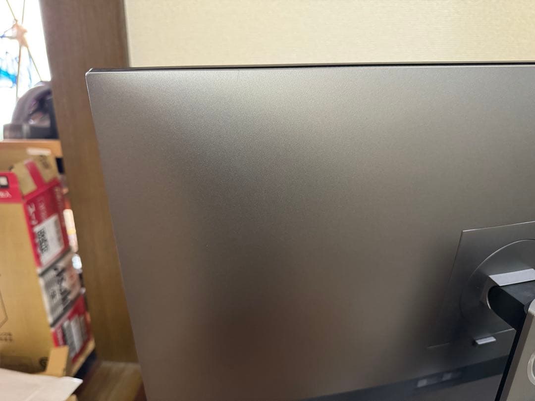 Dell (デル) U2720QM 27インチ 4K モニター　ジャンク