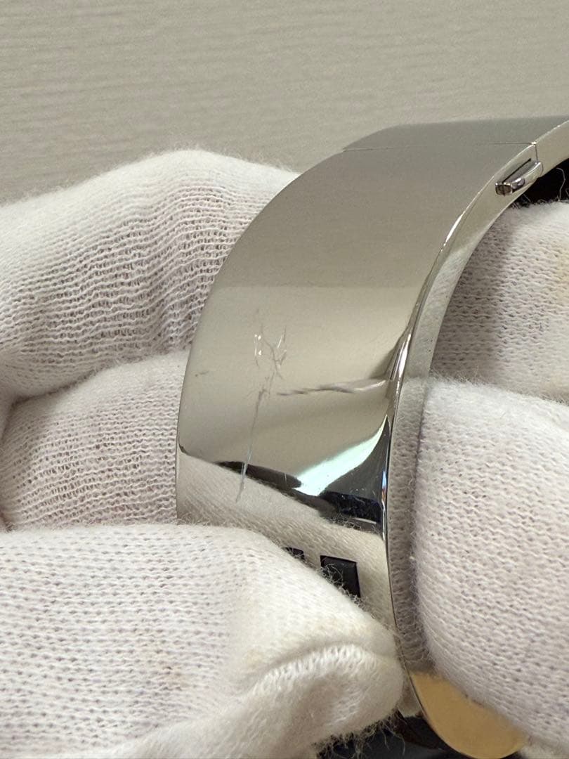 FENDI 腕時計 シルバー ブラック