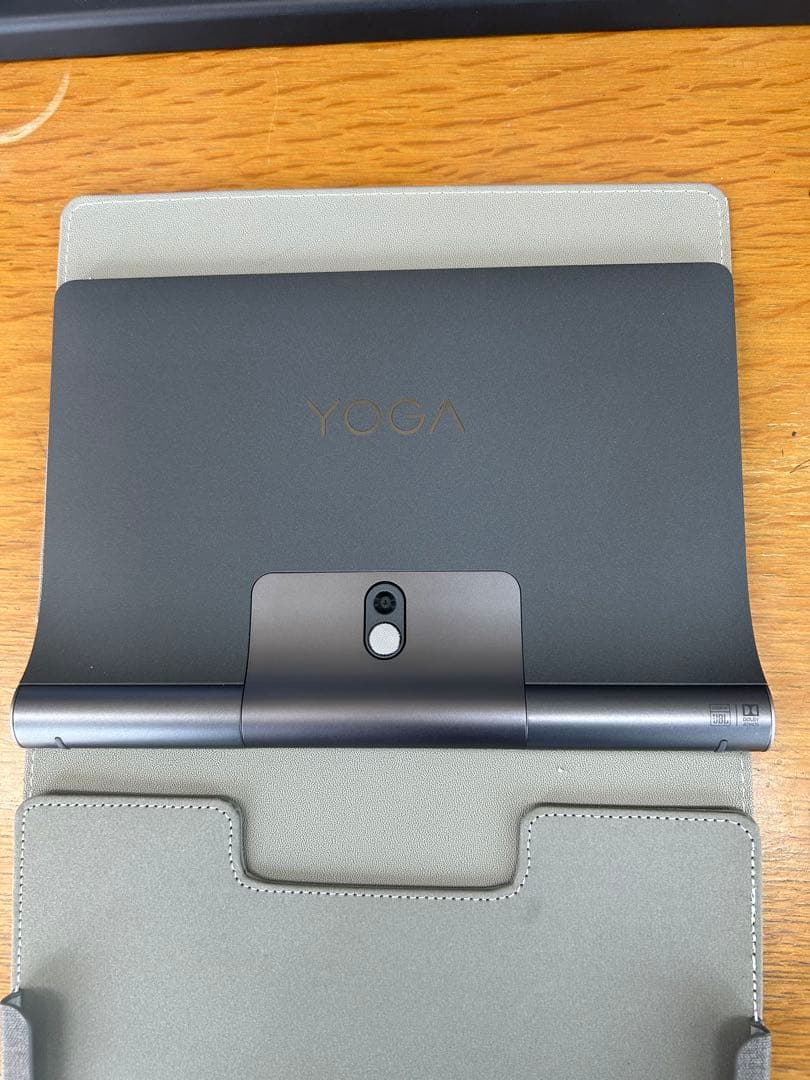 Lenovo YT-X705F Yoga Smart Tab 10.1インチ