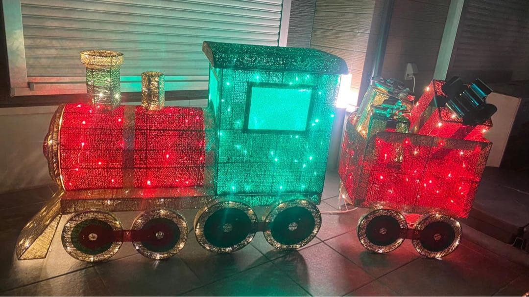 クリスマス イルミネーション　コストコ　　ホリデートレイン