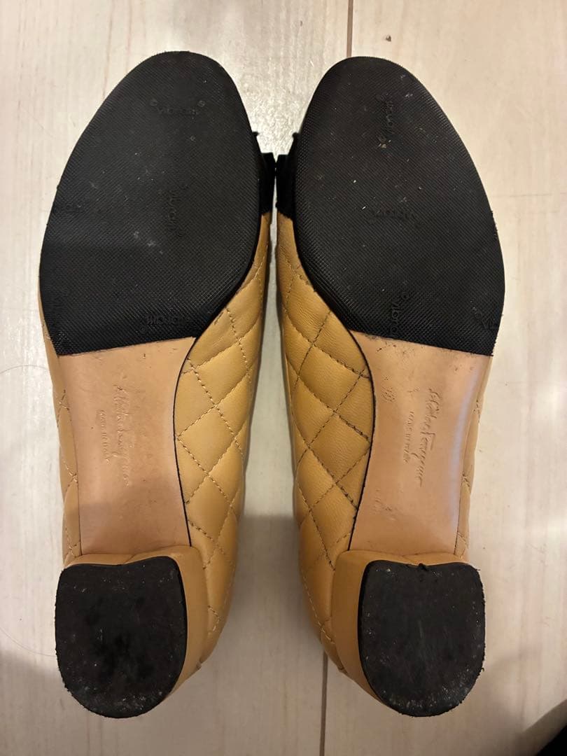 フェラガモ VARINA ヴァリナ