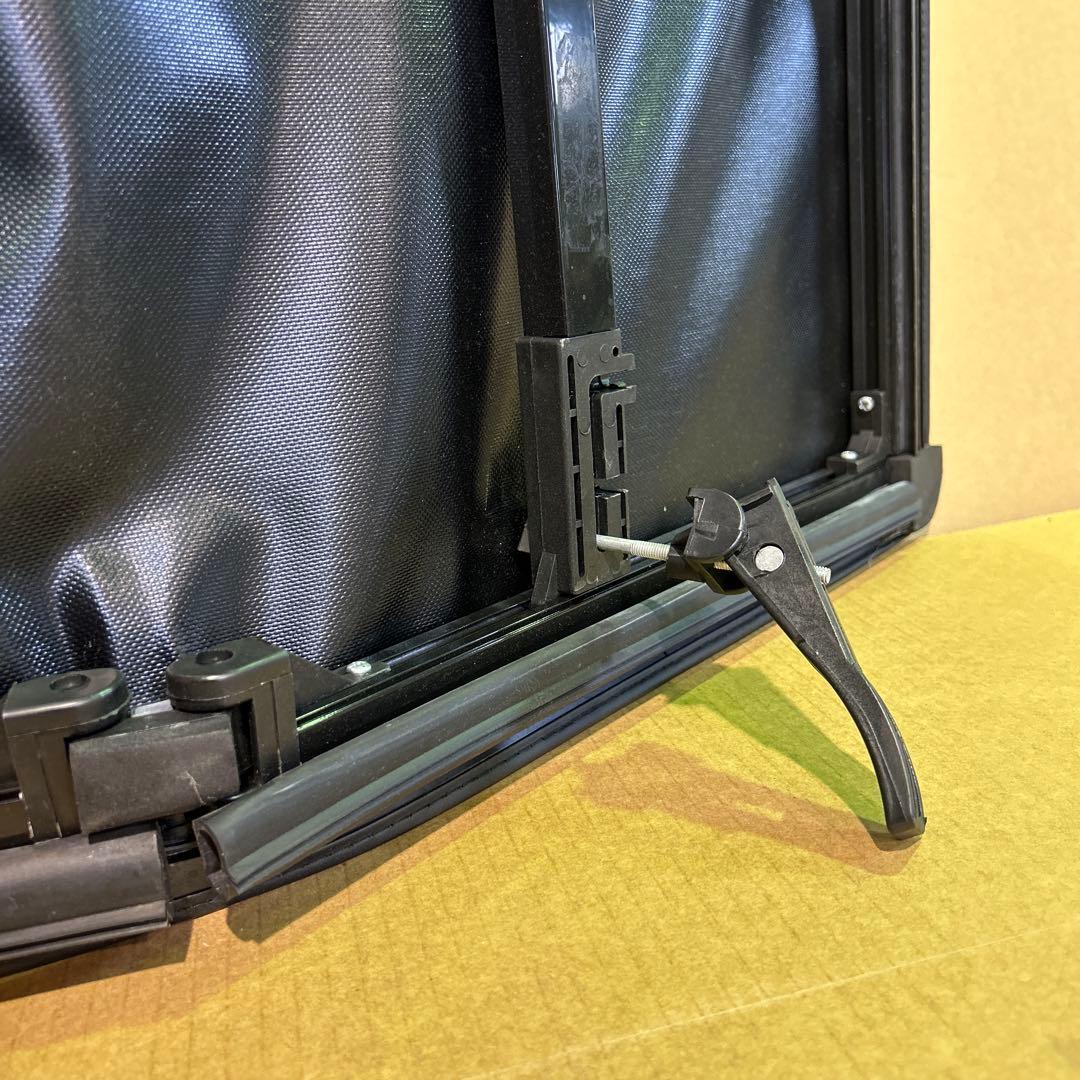 ハイラックストノカバー