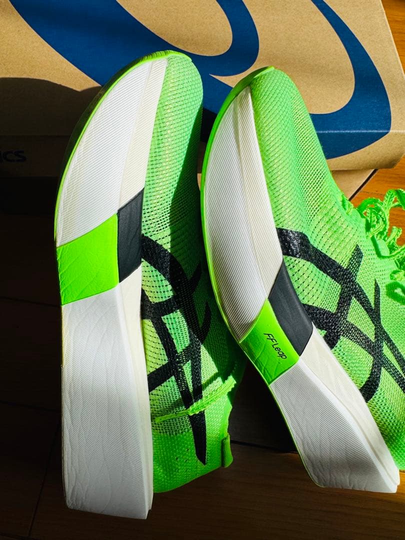 【極美品】メタスピードスカイトーキョー 25.5cm