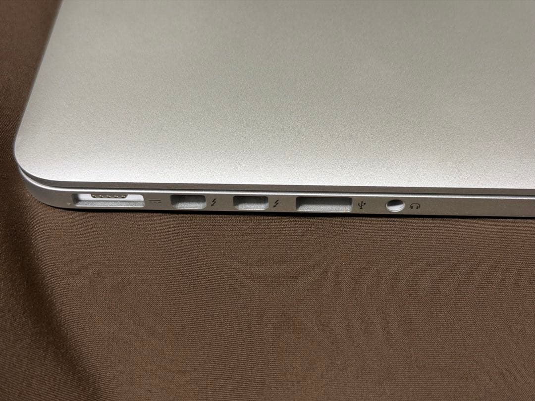 MacBookPro 2016モデル 15インチ ※SSD無し