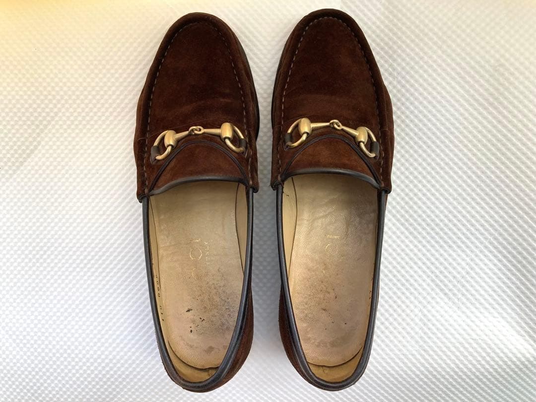 グッチ不朽の最高傑作 ダークブラウンスエード×ゴールド ビットローファー