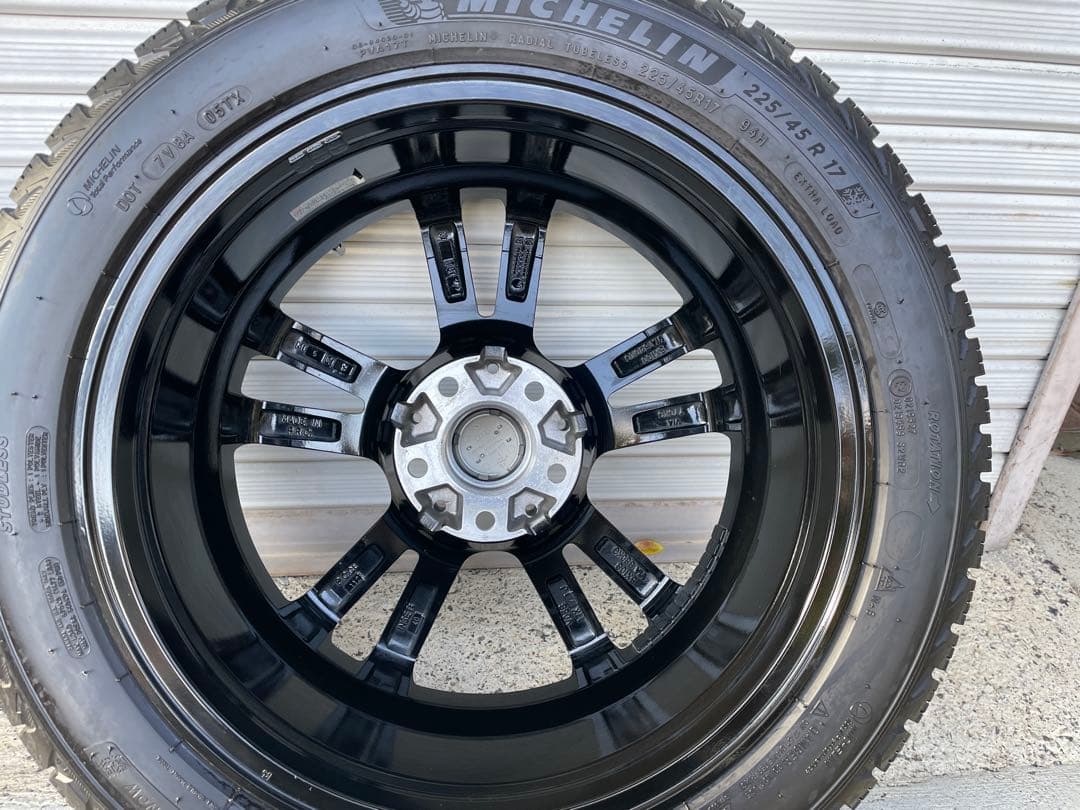 ホイール付きスタッドレスタイヤ