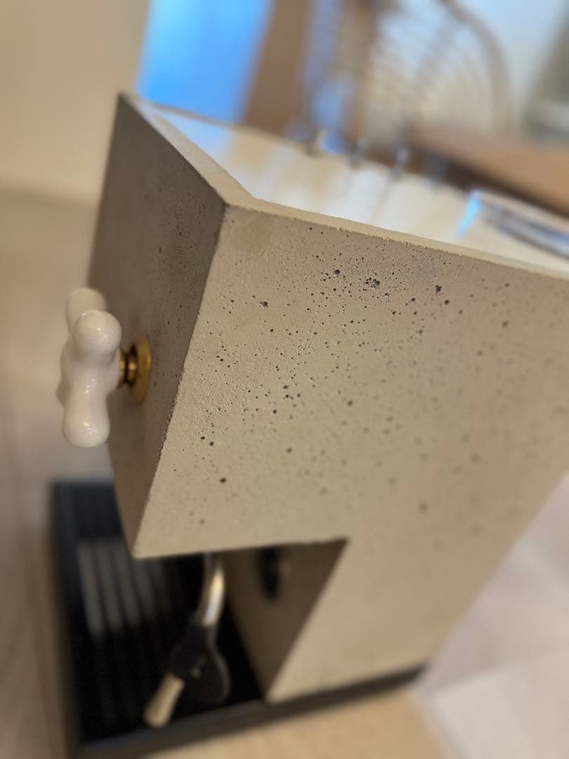 おしゃれでレアなエスプレッソマシン【AnZa Concrete】インテリアにも◎