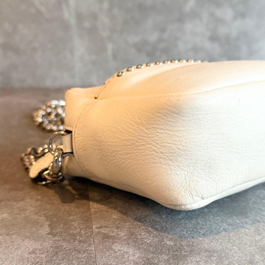 ⭐️ジェイアンドエムデヴィッドソン⭐️ペブル チェーン ショルダーバッグ ホワイト