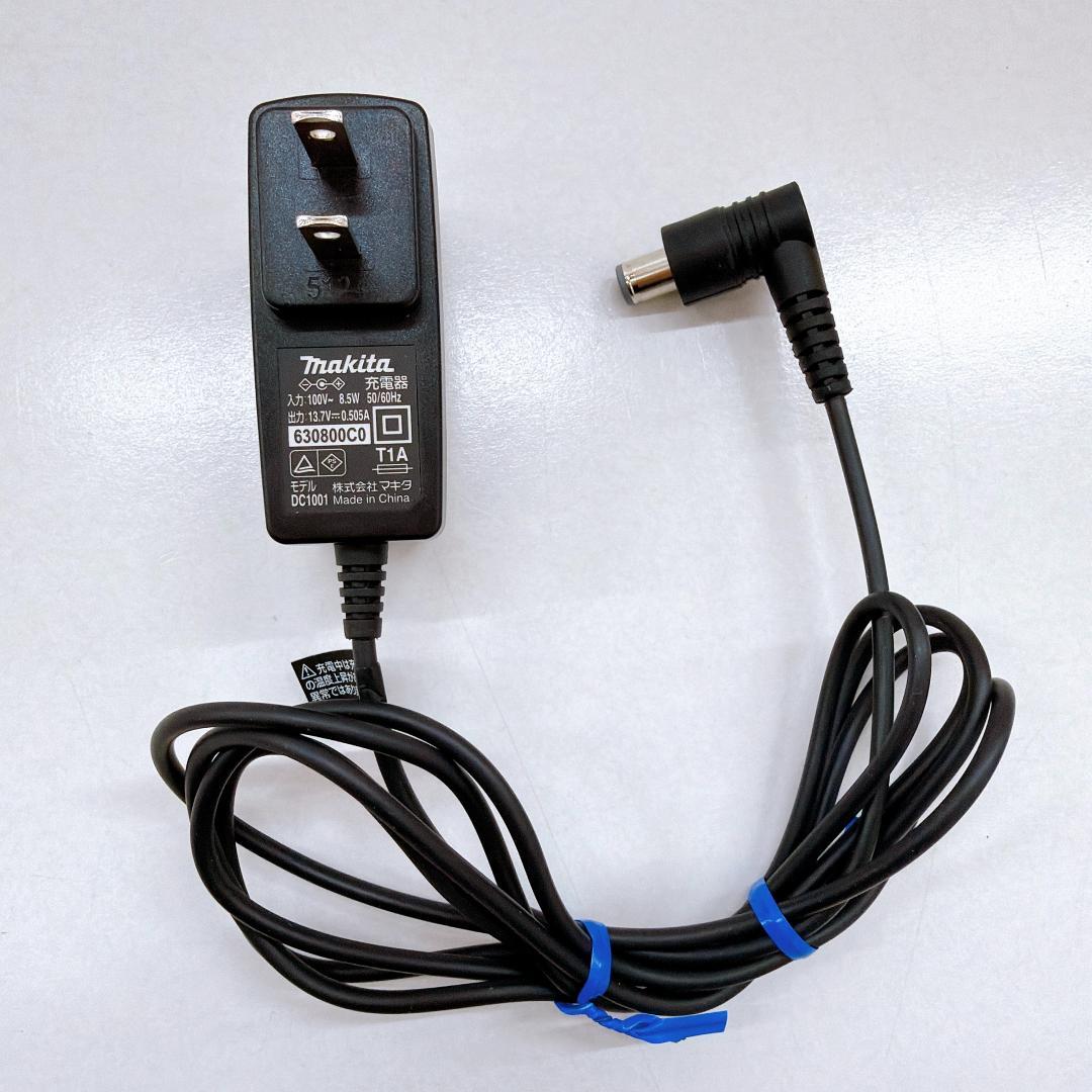 【極美品】 Makita　マキタ　充電式クリーナ　CL115FD　紙パック仕様