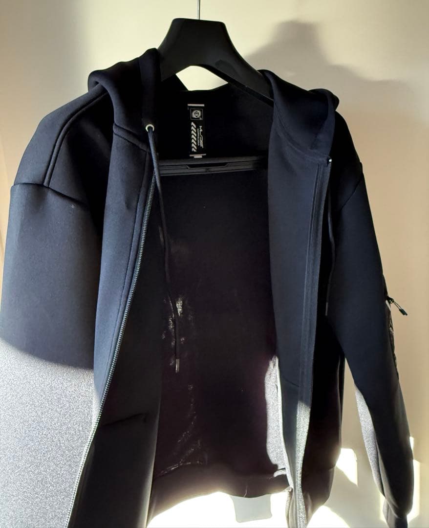 美品 ★ MARK&LONA DST スウェット パーカー マーク&ロナ 黒