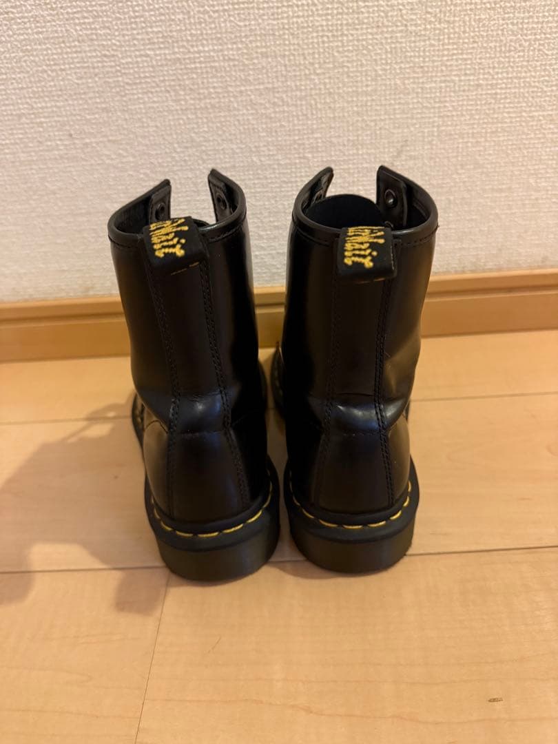 新品未使用〈23cm〉値引き可Dr. Martens8ホールブーツ