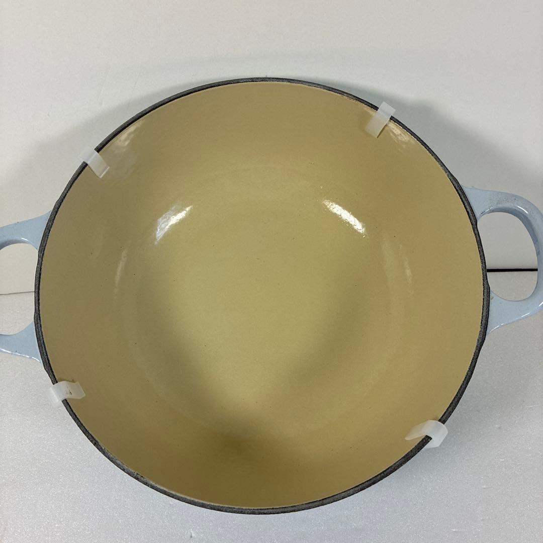 レア　LE CREUSET 鋳鉄製 両手鍋 22cm ブルー　中黒マルミット