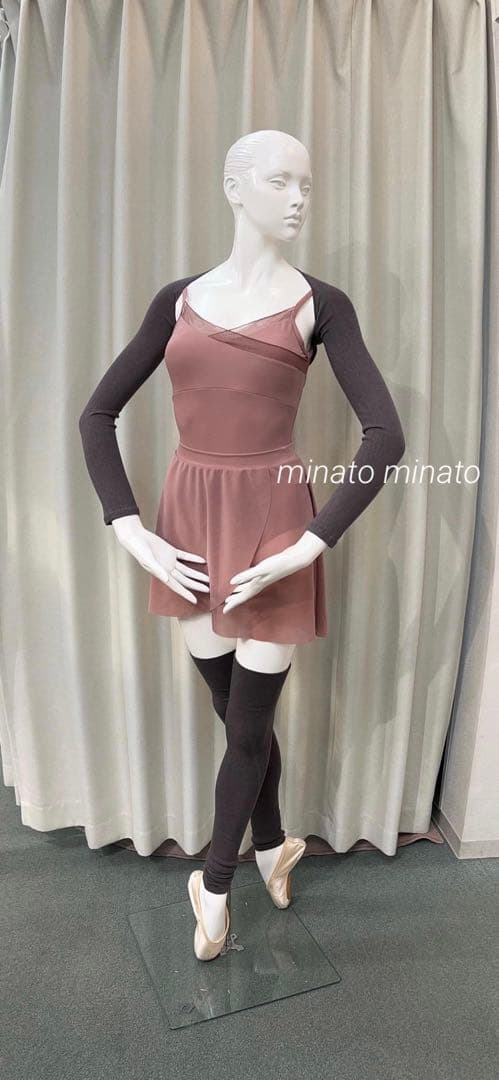 未使用 チャコット チュールライン切替 スカート付 レオタード ワインレッド M