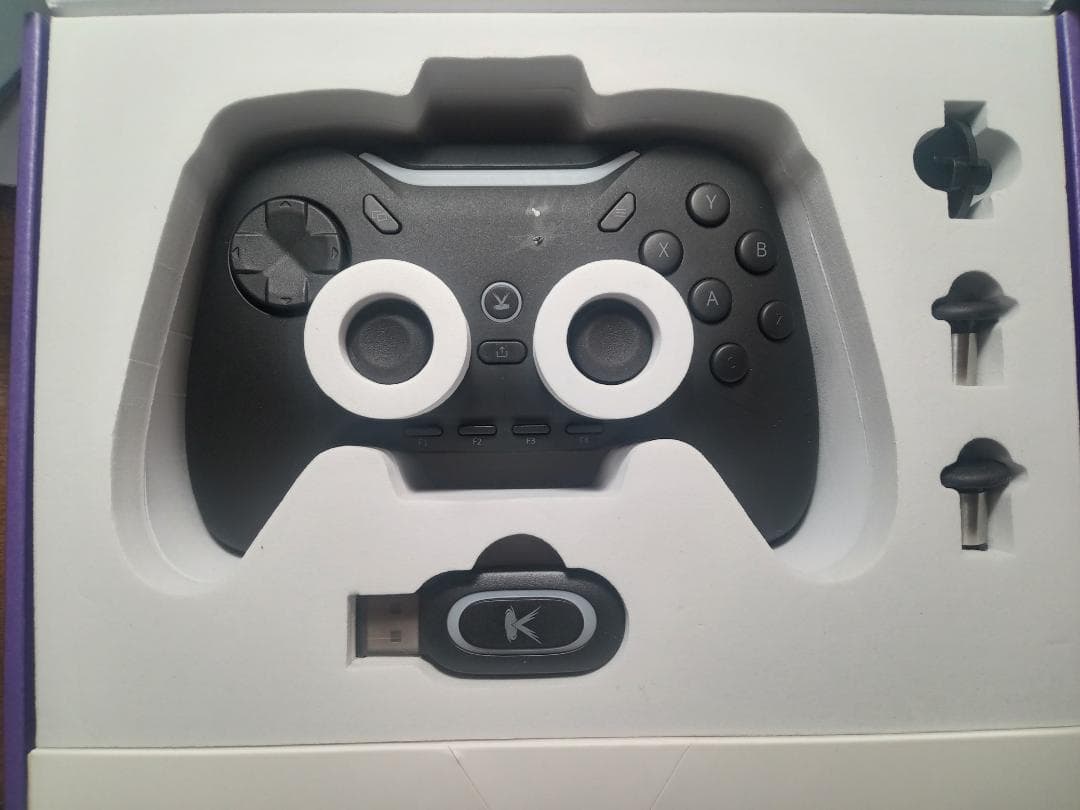 Void GENESIS ゲーム用コントローラー