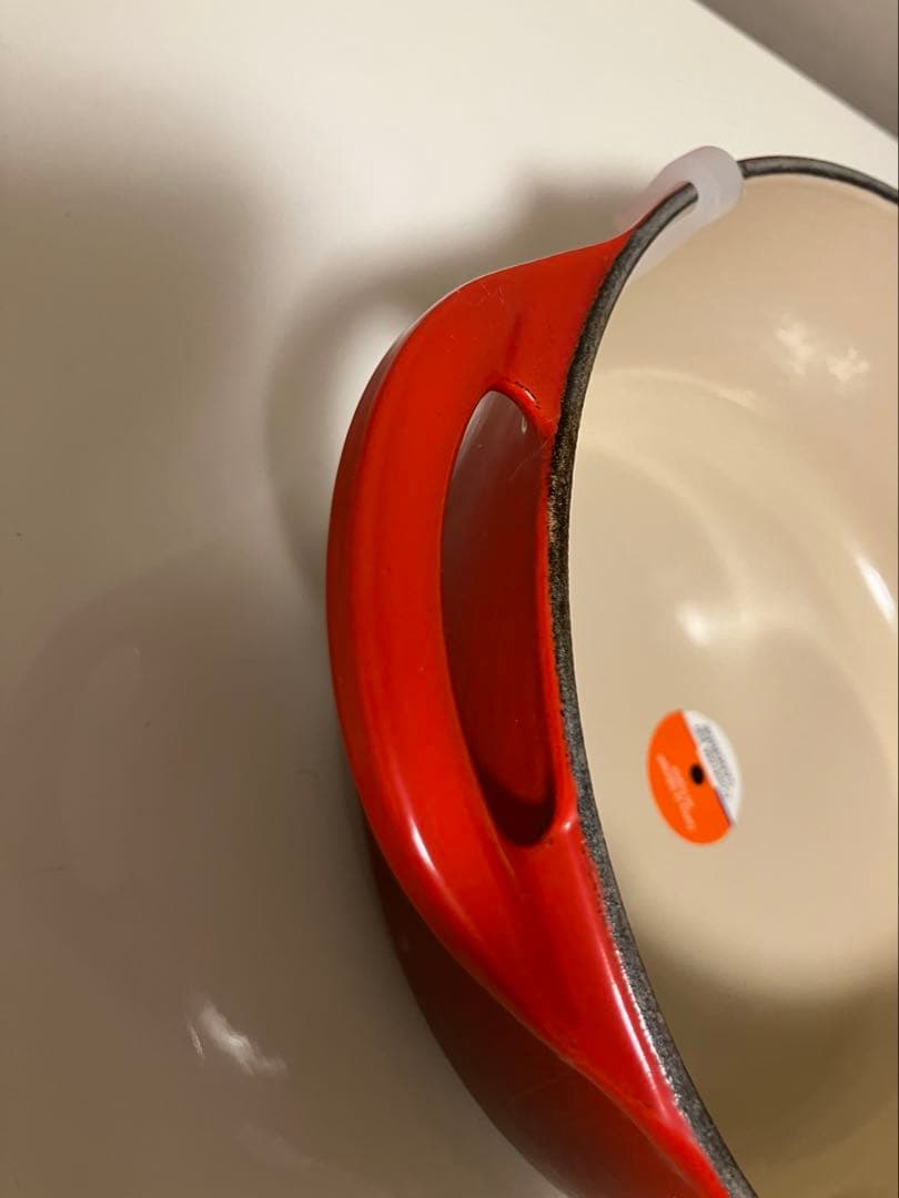 LE CREUSET ル・クルーゼ ココットロンド チェリーレッド 両手鍋18㎝