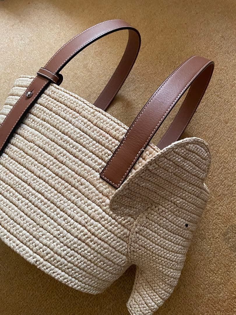 ロエベ　エレファントカゴバック　スモール