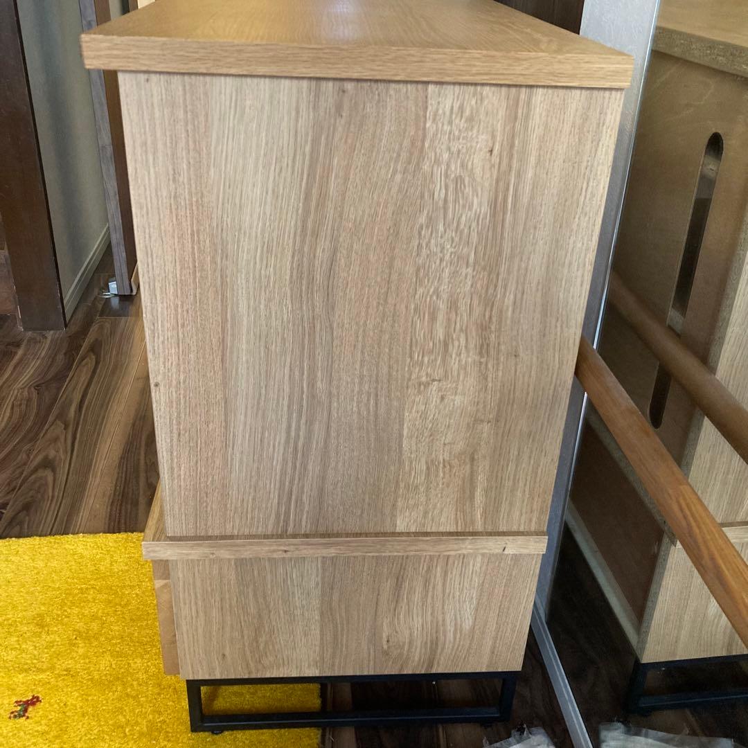 アデペシュ　キャビネット