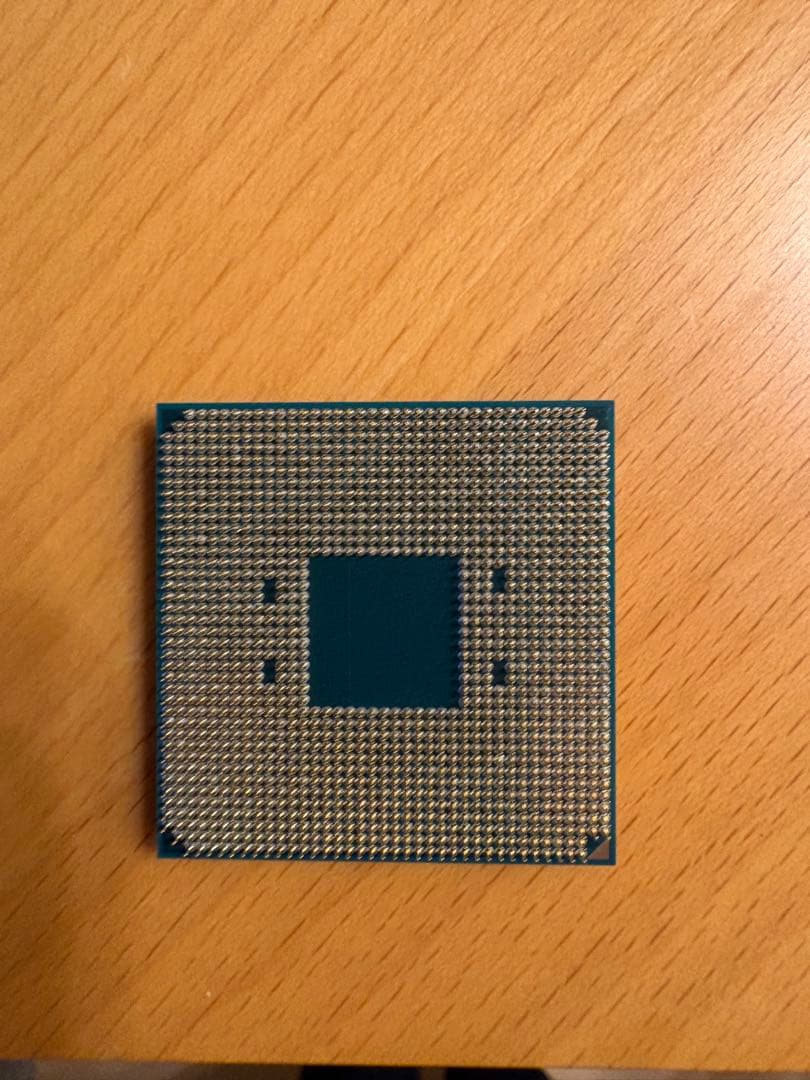 【値下げ】AMD Ryzen 7 3700X CPU