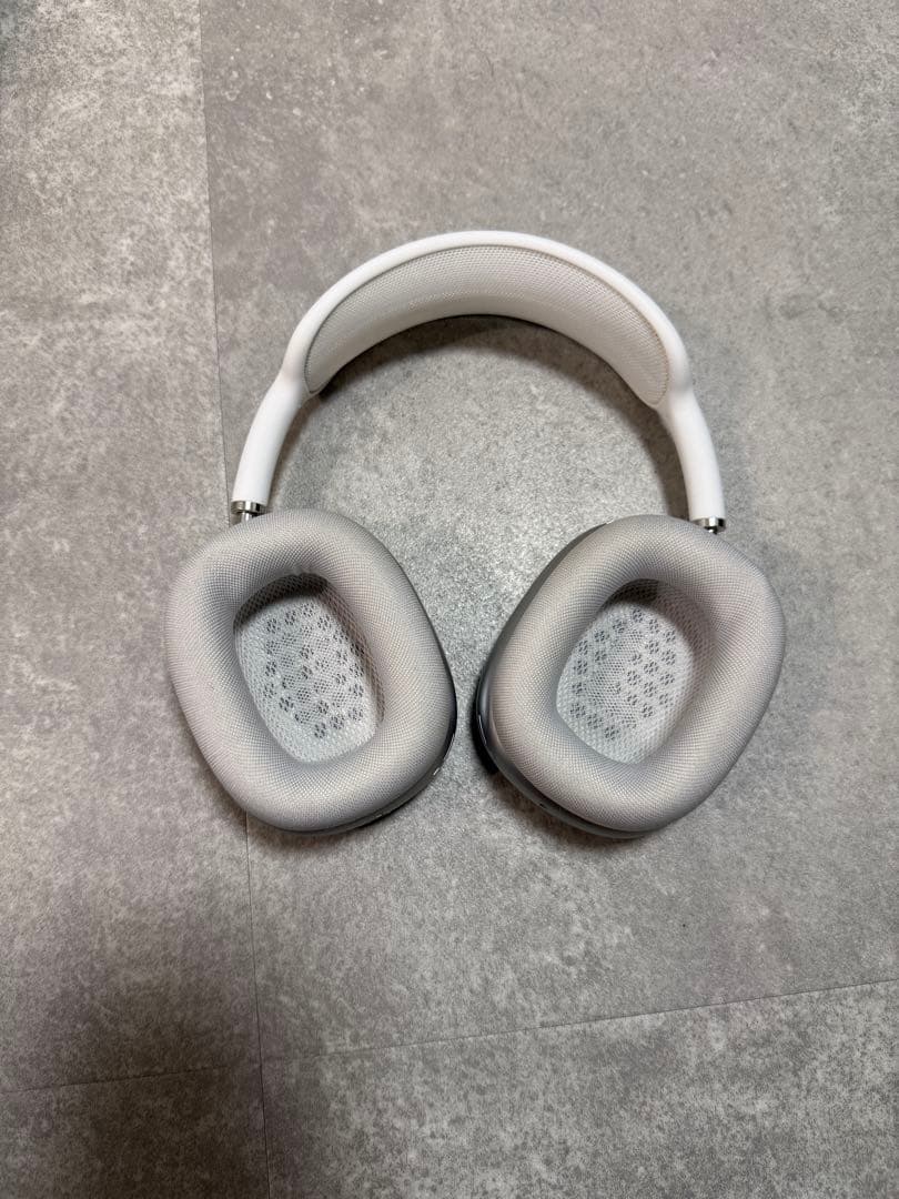 美品 Apple AirPods Max シルバー