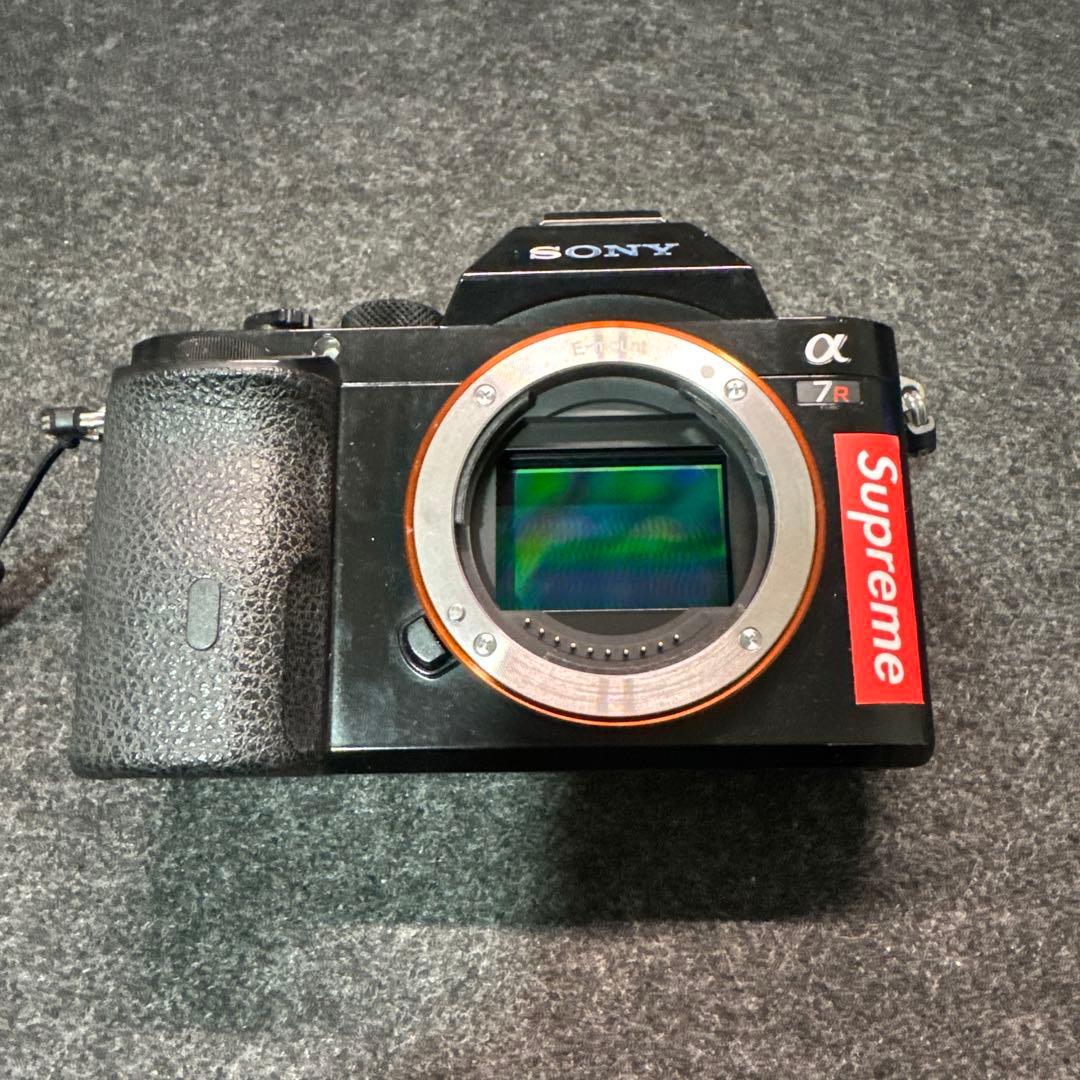 SONY α7R 初代 ミラーレスカメラ 本体　ブラック
