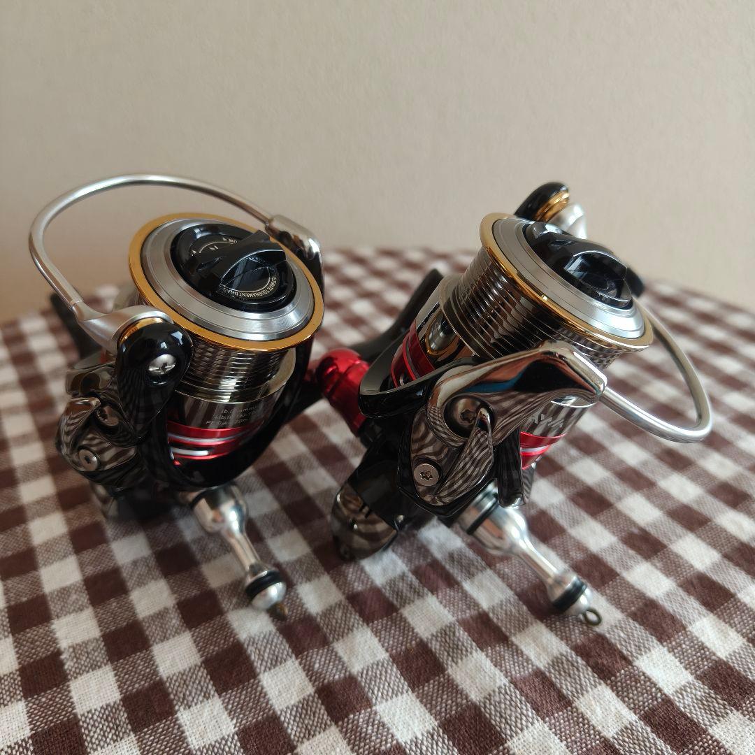 【2台セット】 ダイワ 13イージス2004【軽量リールスタンド付き】AEGIS