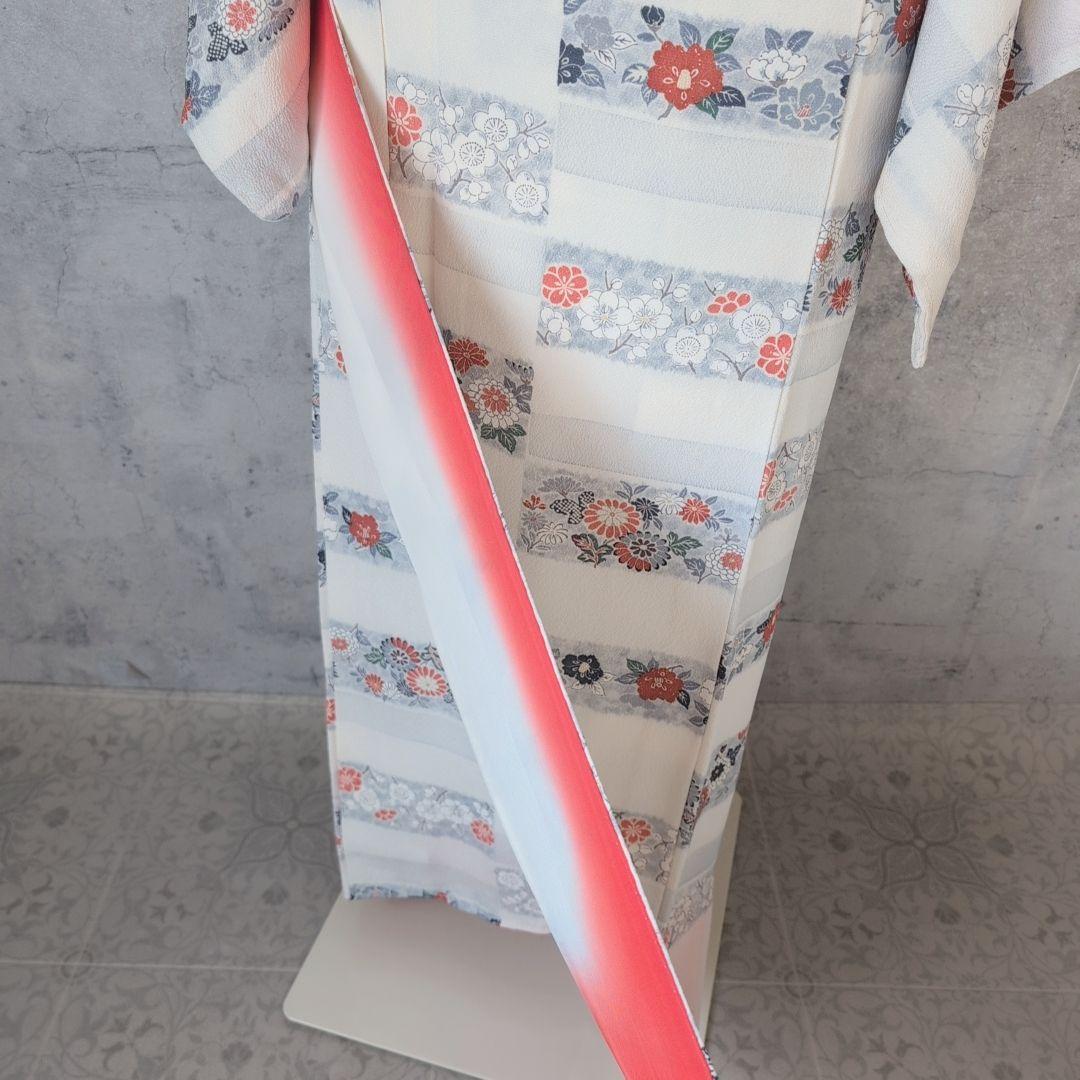 小紋　フルセット　着物　正絹　花　白地　可愛い　帯辻ヶ花　E2