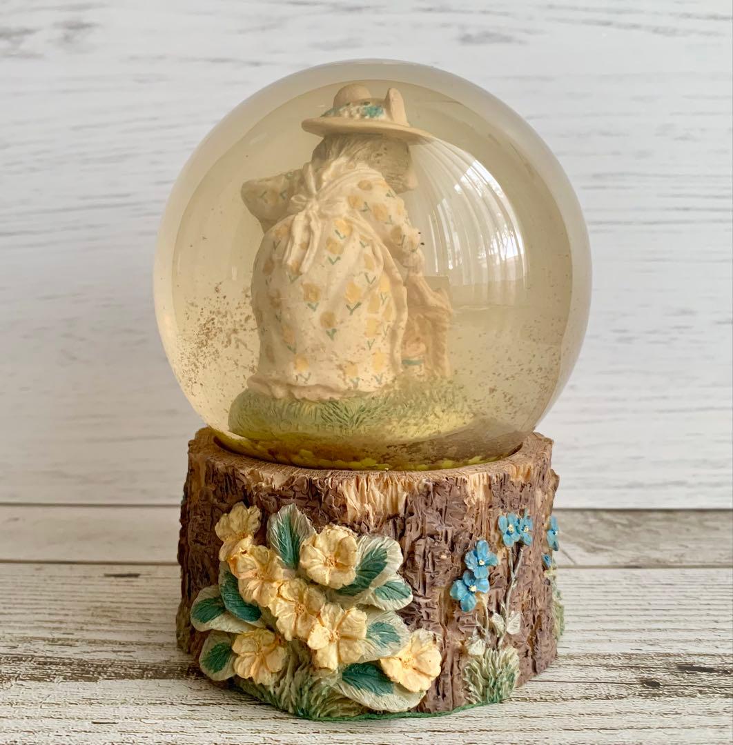 ミセストードフラックス スノードーム ブランブリーヘッジ 置物 フィギュリン