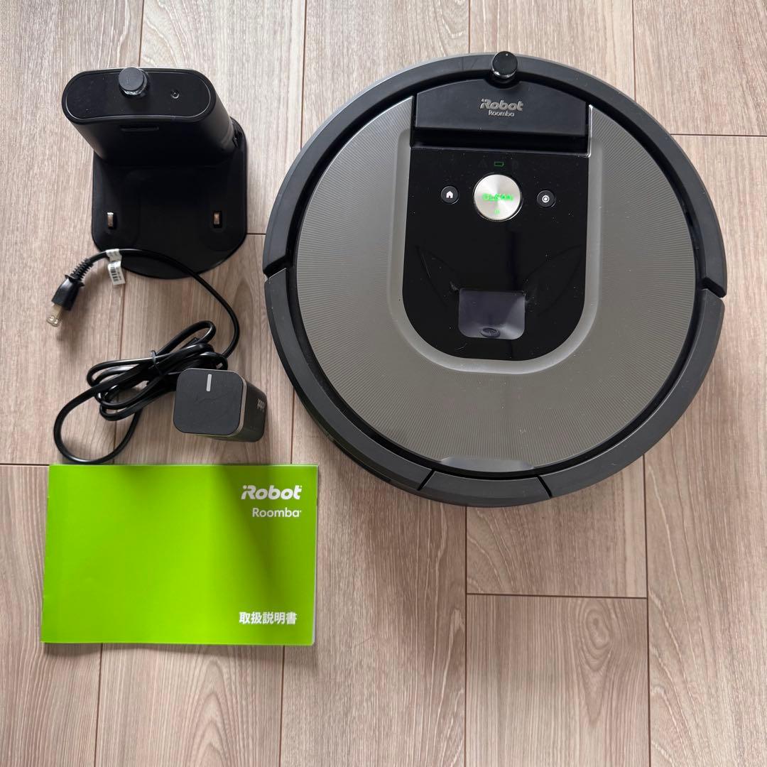 iRobot Roomba 960 ルンバ　本体 充電ドック付き