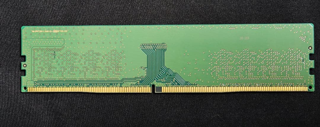 メモリ SAMSUNG M378A1K43DB2-CTD 8GB 1枚