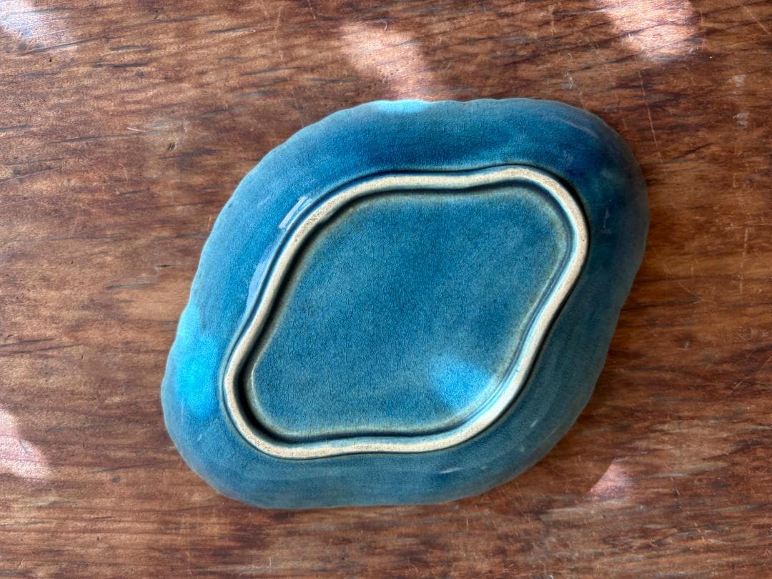 値下げ　珉平焼　コバルト秞　菱形皿　　花弁模様　無傷