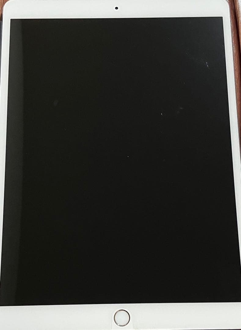 iPad pro (A1709) 10.5インチ 64G　キーボードセット