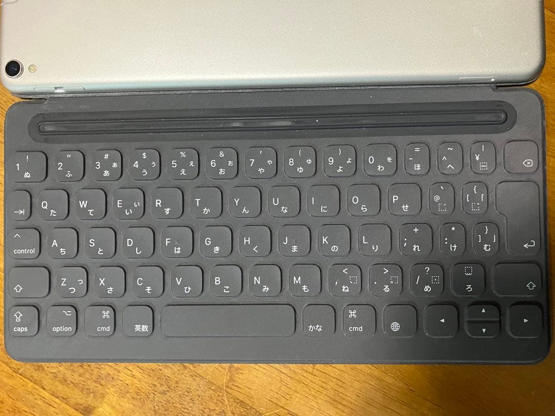iPad pro (A1709) 10.5インチ 64G　キーボードセット