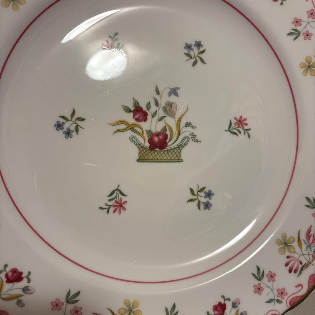 ウェッジウッド　ビアンカ　ディナープレート　28cm