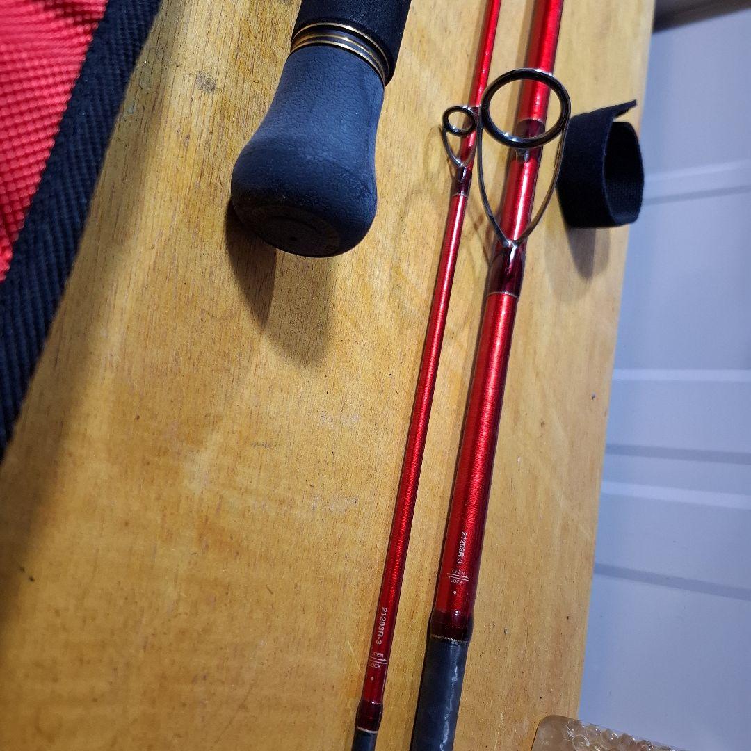 る*い様 ワールドシャウラBG 21203R-3 ルアーロッド