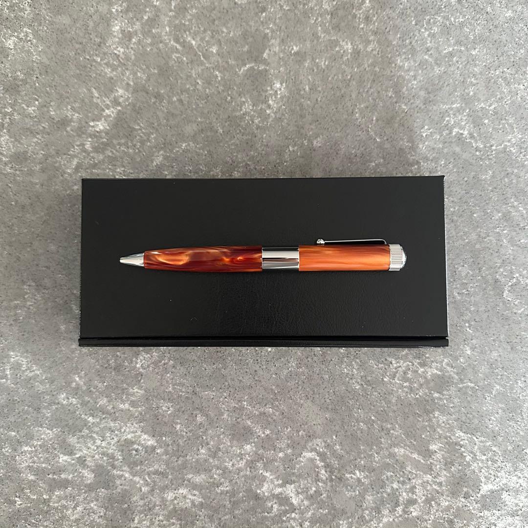 【極上模様・未使用】ロメオ NO.3 イタリアンアンバー 太軸