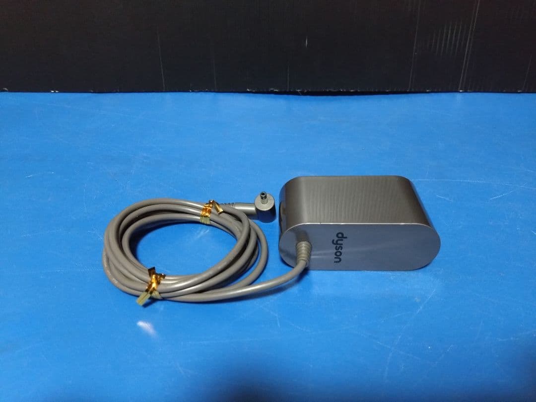 最終値下げ！dyson 大人気機種digitalslimfluffy SV-18