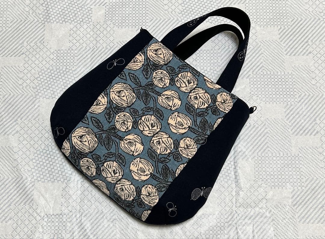 ハンドメイド＊ミナペルホネン＊rosy＋choucho＊コロりんトート