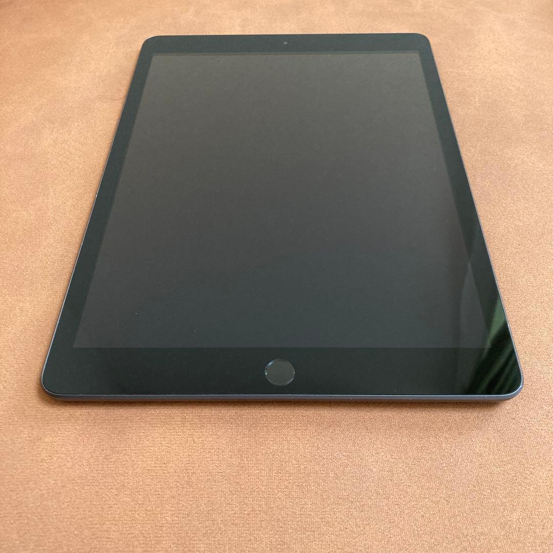 430電池ほぼ新品☆比較的美品☆iPad7 第7世代 32GB WIFIモデル☆