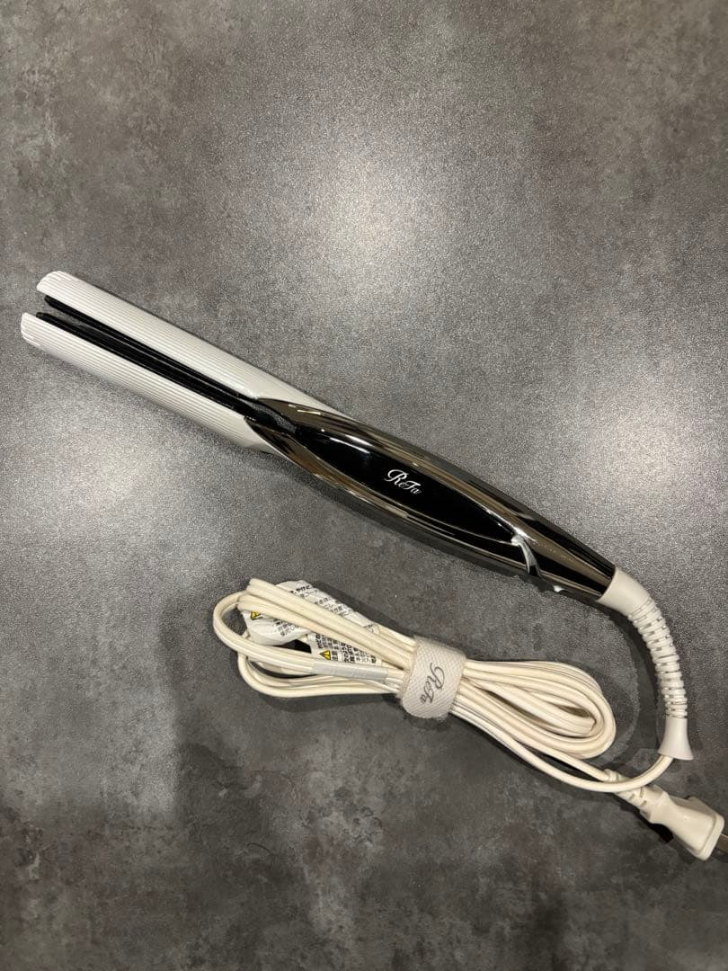 【⭐️箱不要¥500割引】MTG リファ　ReFaストレートヘアアイロン①