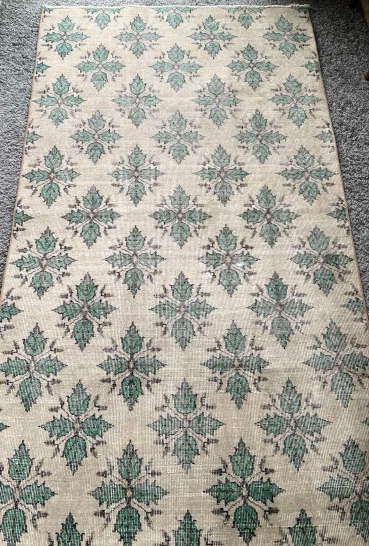 ヴィンテージトルコラグ　207✖️117 リーフ柄ベージュグリーン