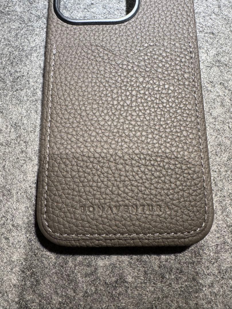 BONAVENTURAバックカバーケースシュリンクレザー iPhone15Pro