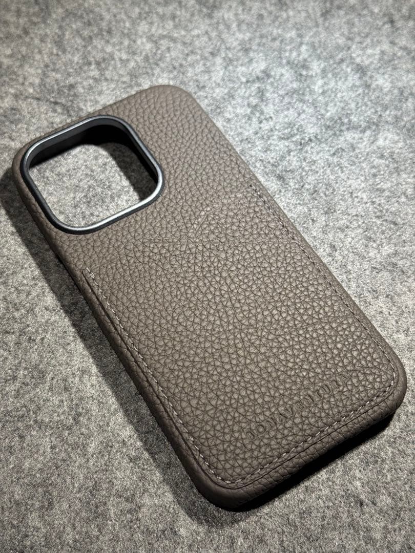 BONAVENTURAバックカバーケースシュリンクレザー iPhone15Pro