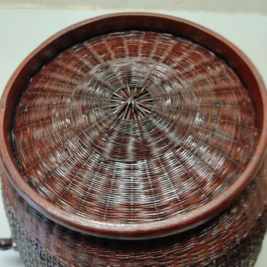 ★細かい竹編みの蓋つき籠（昭和時代）
