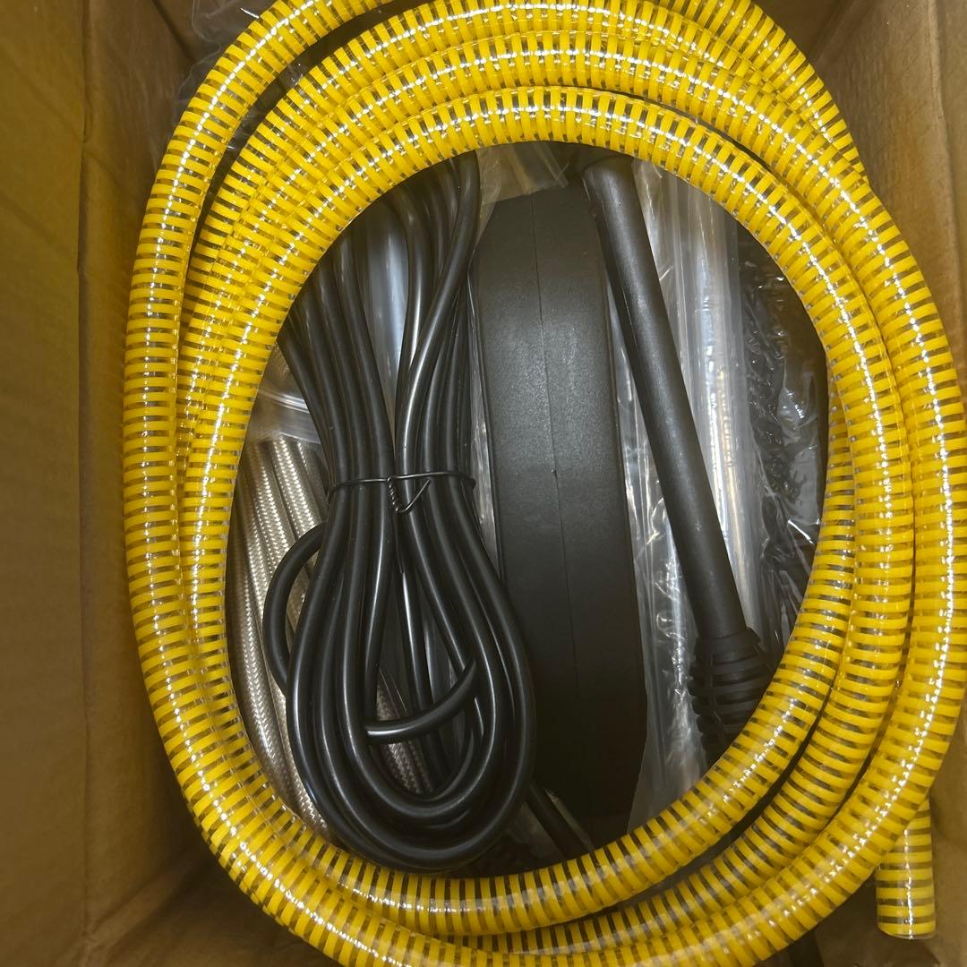 高圧洗浄機【A4用紙サイズ・超軽量2.85kg・2025年新登場】