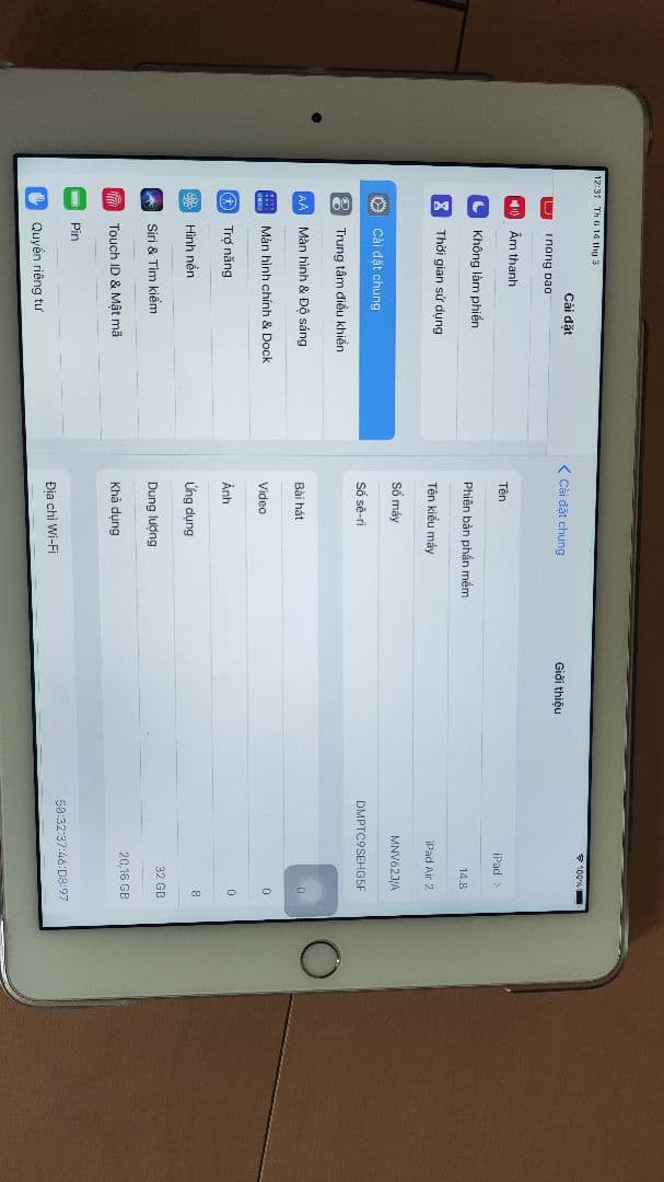 iPad (Air2) 32G バッテリー90%