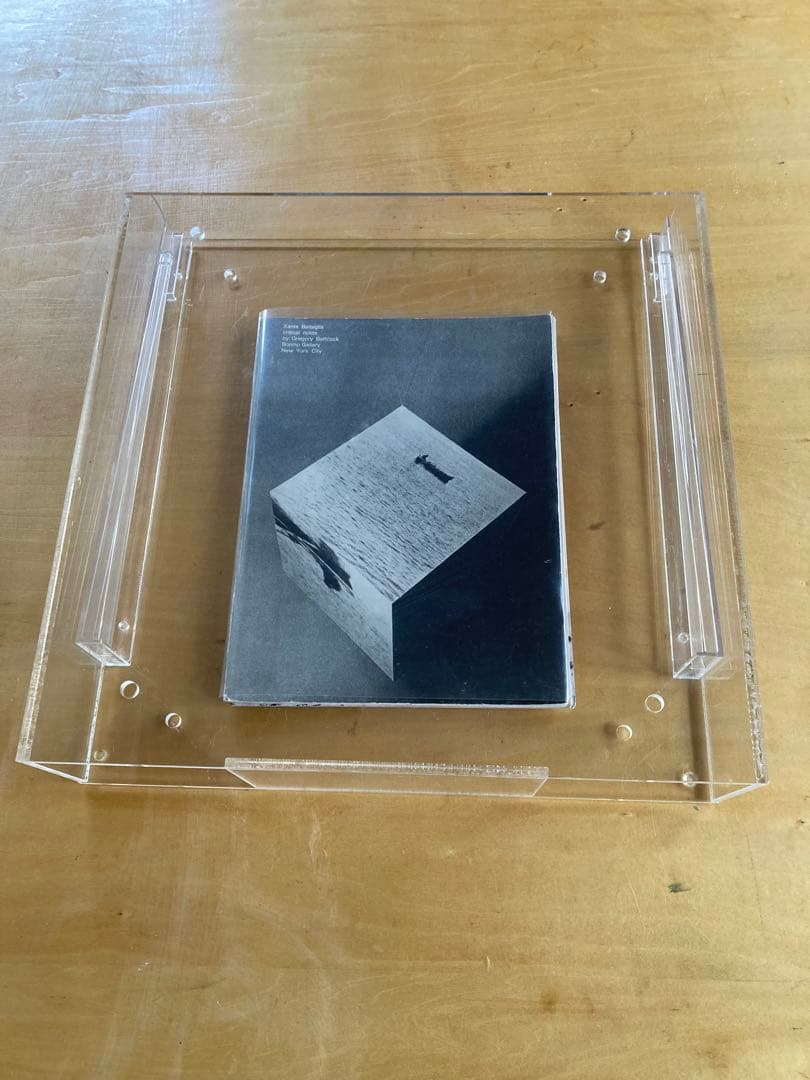 ビンテージアクリルディスプレイケース看板　店舗什器　ポストモダンオーダーメイド