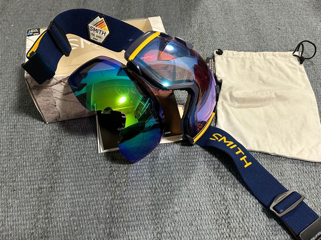 スノーボードゴーグル SMITH レンズ2枚入り