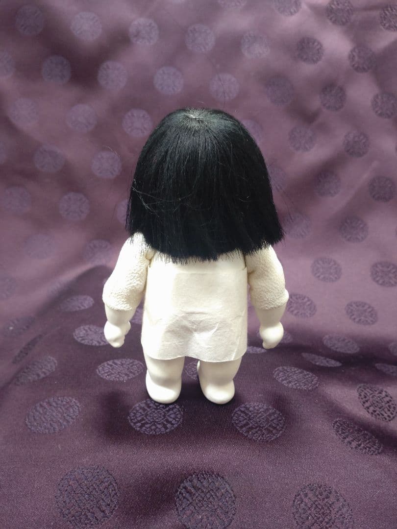 ミニ市松人形・桐塑胡粉仕上げ